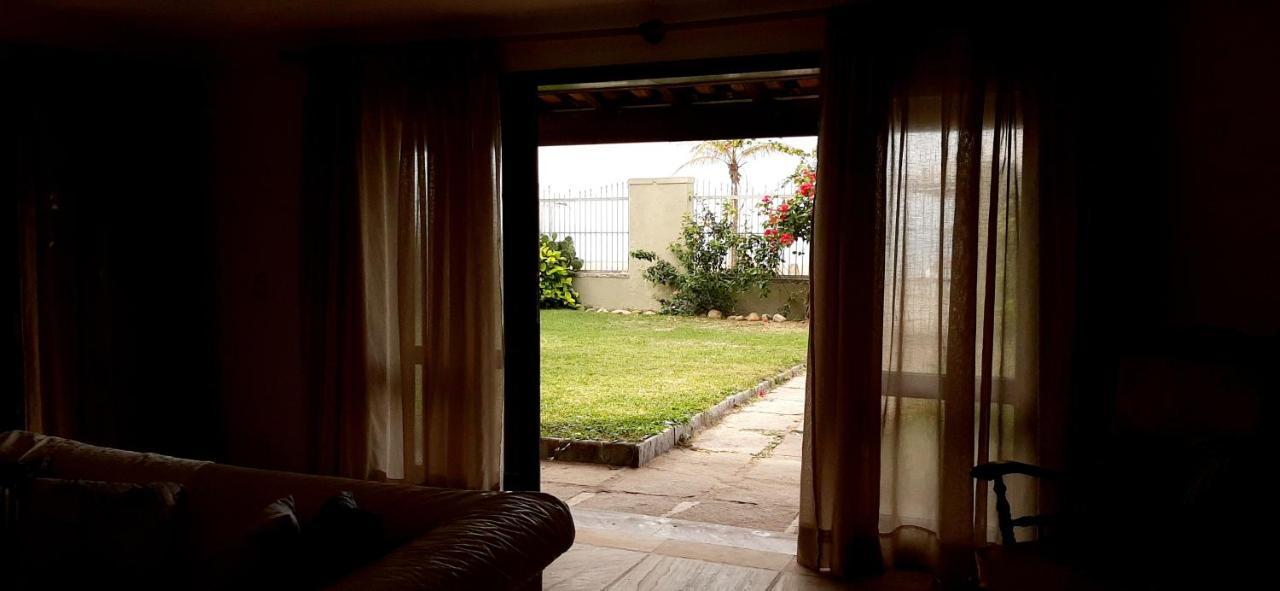 Villa Casarão Pé na Areia Peró Cabo Frío Exterior foto